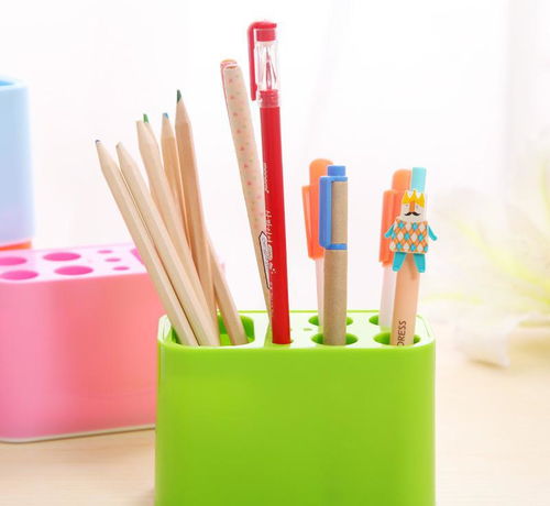 义乌市晶泰日用百货商行 专业牙刷批发，性价比与质量兼具